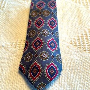 Men’s Countess Mara all silk tie.